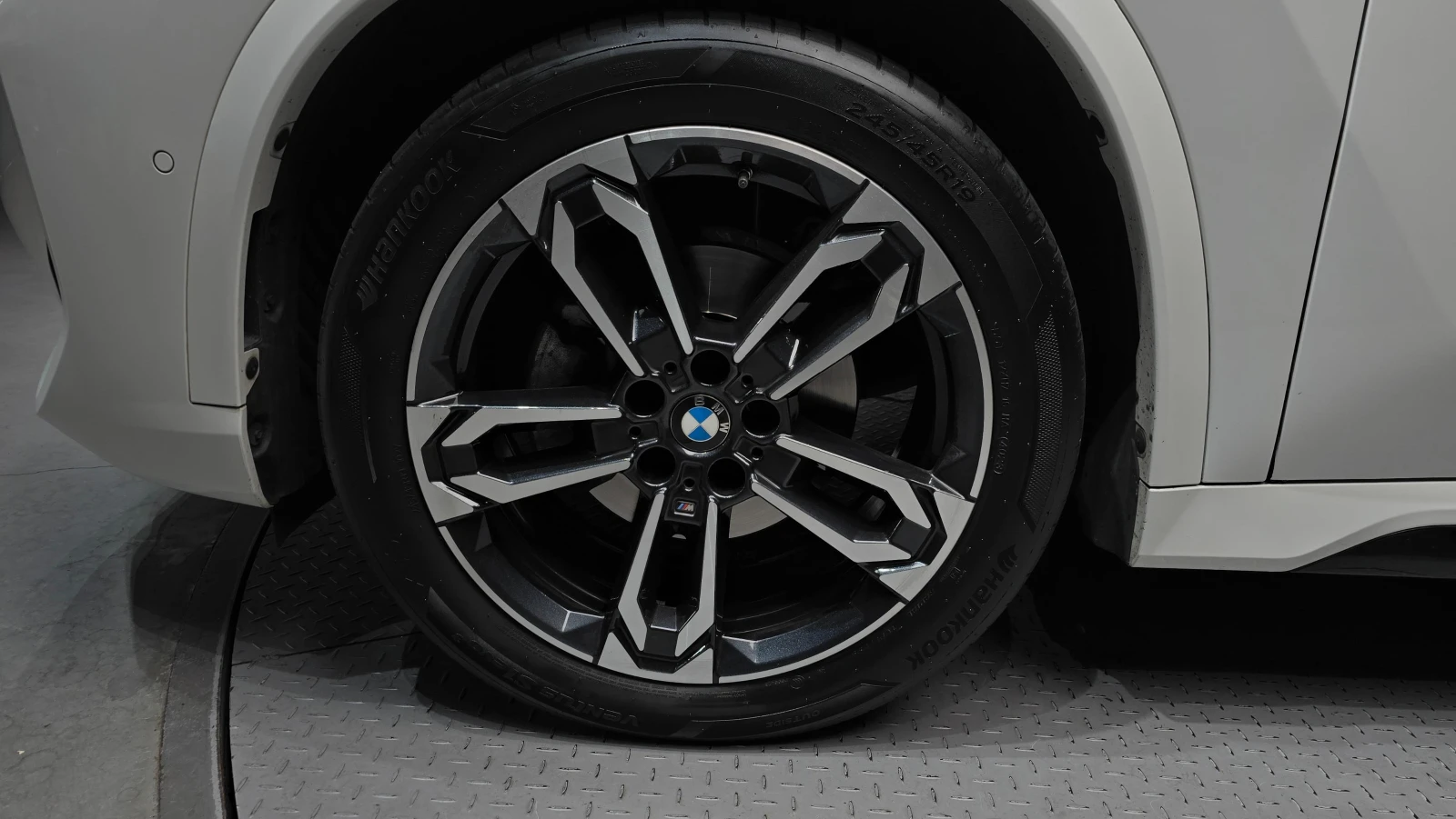 BMW X1 * xDrive* 20i M Sport* КОЖА* ПОДГРЕВ* 360 КАМЕРА* , снимка 6 - Автомобили и джипове - 53976865