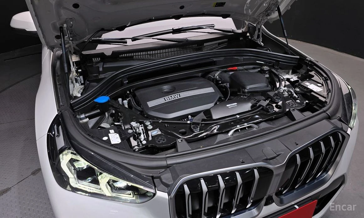 BMW X1 * xDrive* 20i M Sport* КОЖА* ПОДГРЕВ* 360 КАМЕРА* , снимка 5 - Автомобили и джипове - 53976865