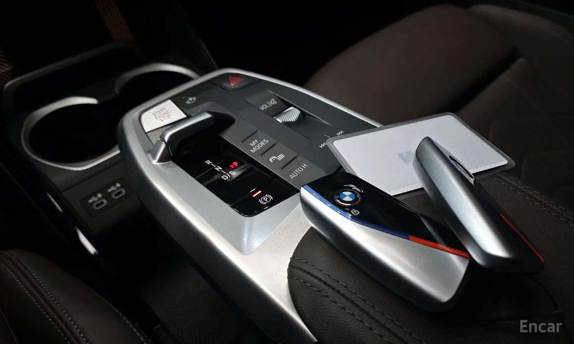 BMW X1 * xDrive* 20i M Sport* КОЖА* ПОДГРЕВ* 360 КАМЕРА* , снимка 9 - Автомобили и джипове - 53976865