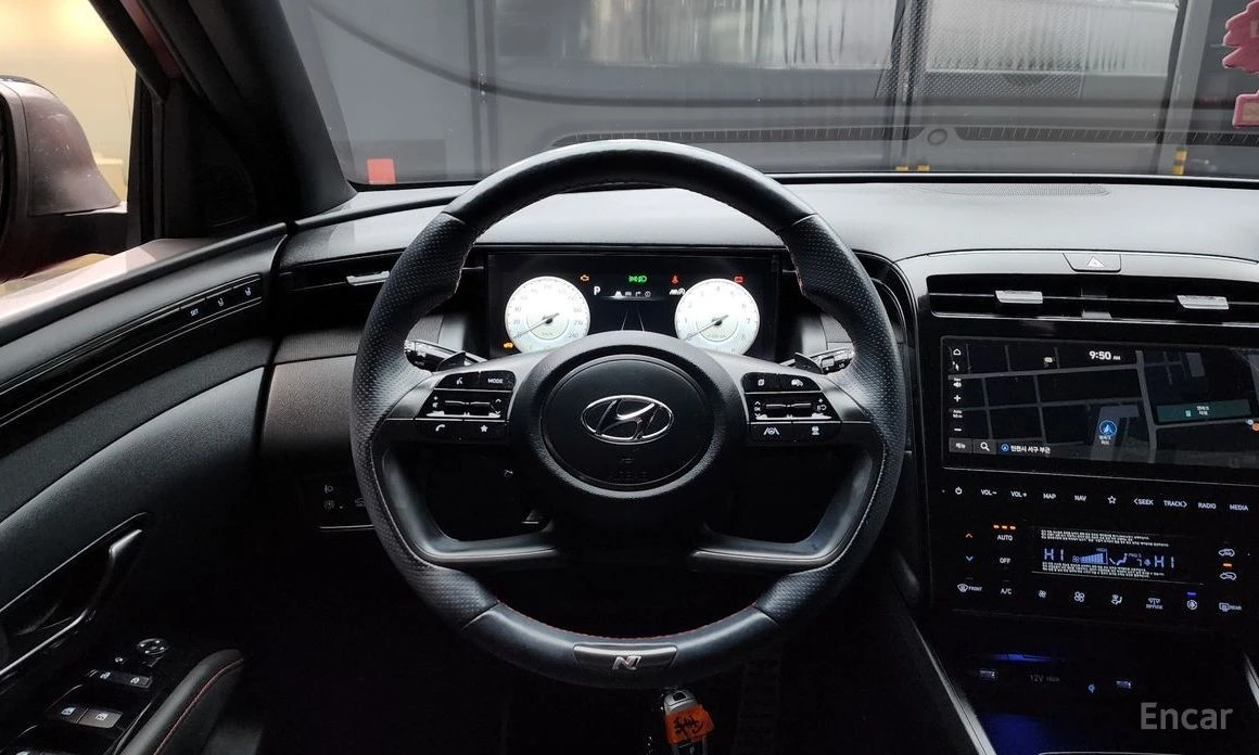 Hyundai Tucson, снимка 13 - Автомобили и джипове - 54633218