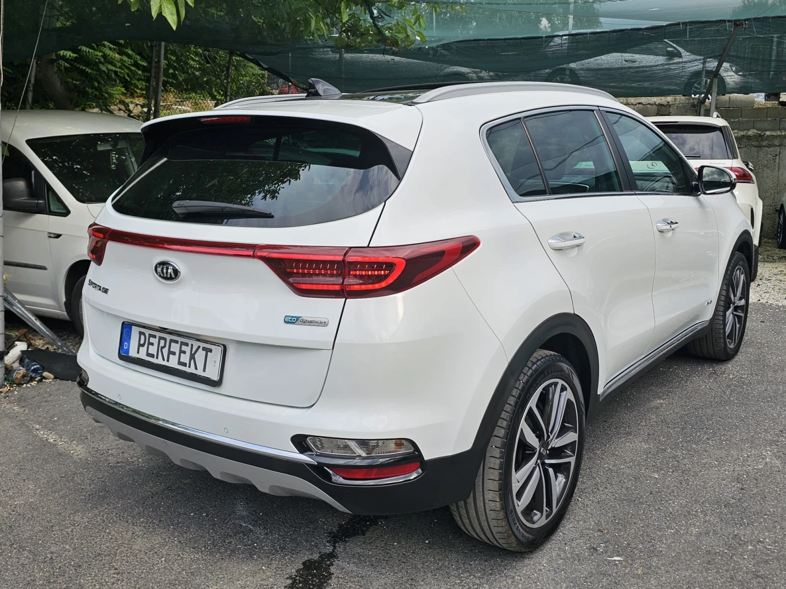 Kia Sportage 2.0CRDI* 4WD* Platinum* LED* 360cam* FULL, снимка 4 - Автомобили и джипове - 55211673