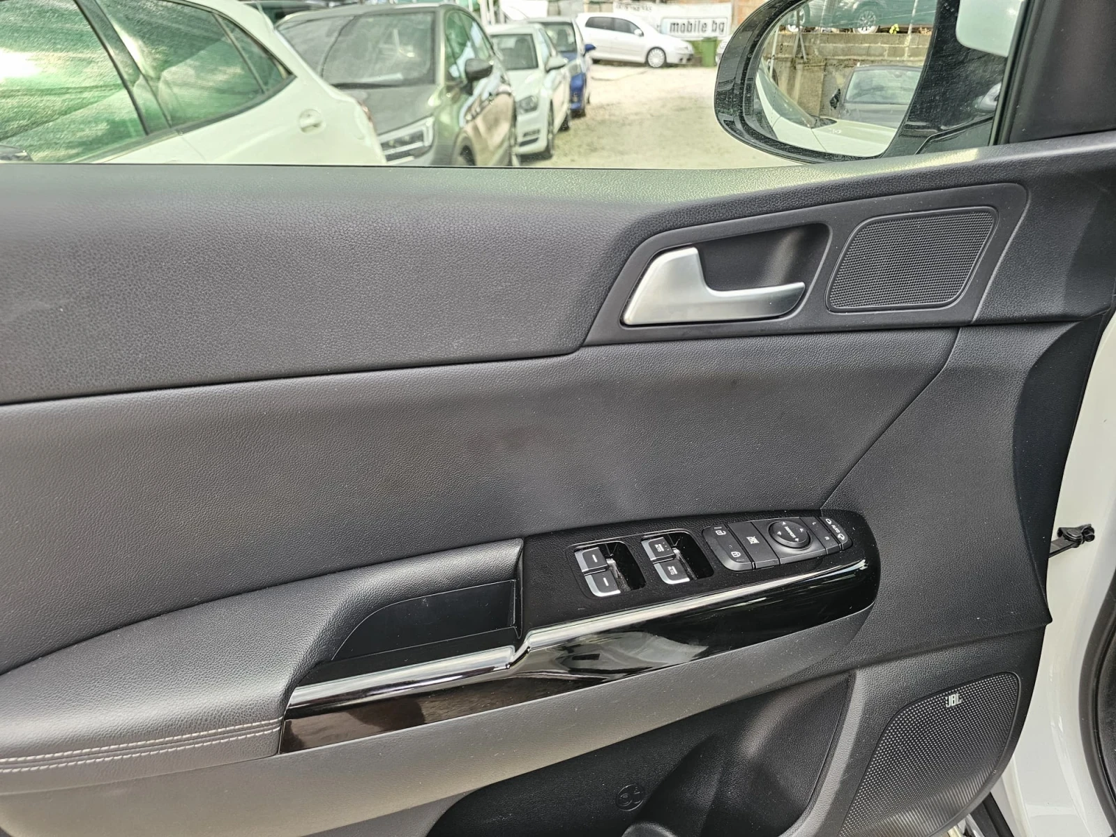Kia Sportage 2.0CRDI* 4WD* Platinum* LED* 360cam* FULL, снимка 9 - Автомобили и джипове - 55211673