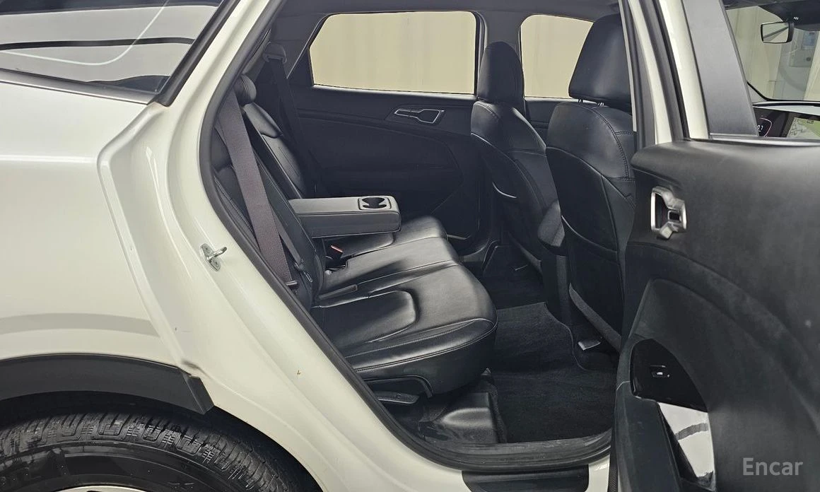 Kia Sportage, снимка 12 - Автомобили и джипове - 55456729