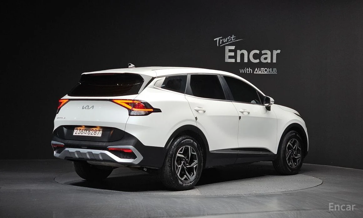 Kia Sportage, снимка 2 - Автомобили и джипове - 55456729