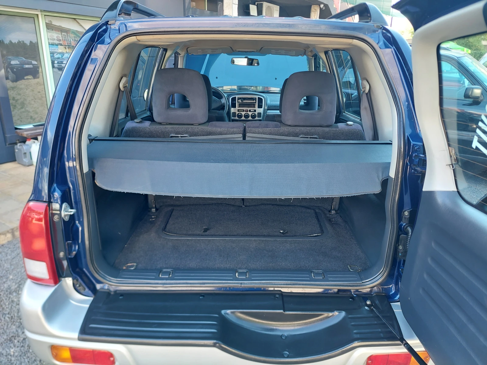 Suzuki Grand vitara 2.0i--128kc-ТОП СЪСТОЯНИЕ, снимка 9 - Автомобили и джипове - 55946025