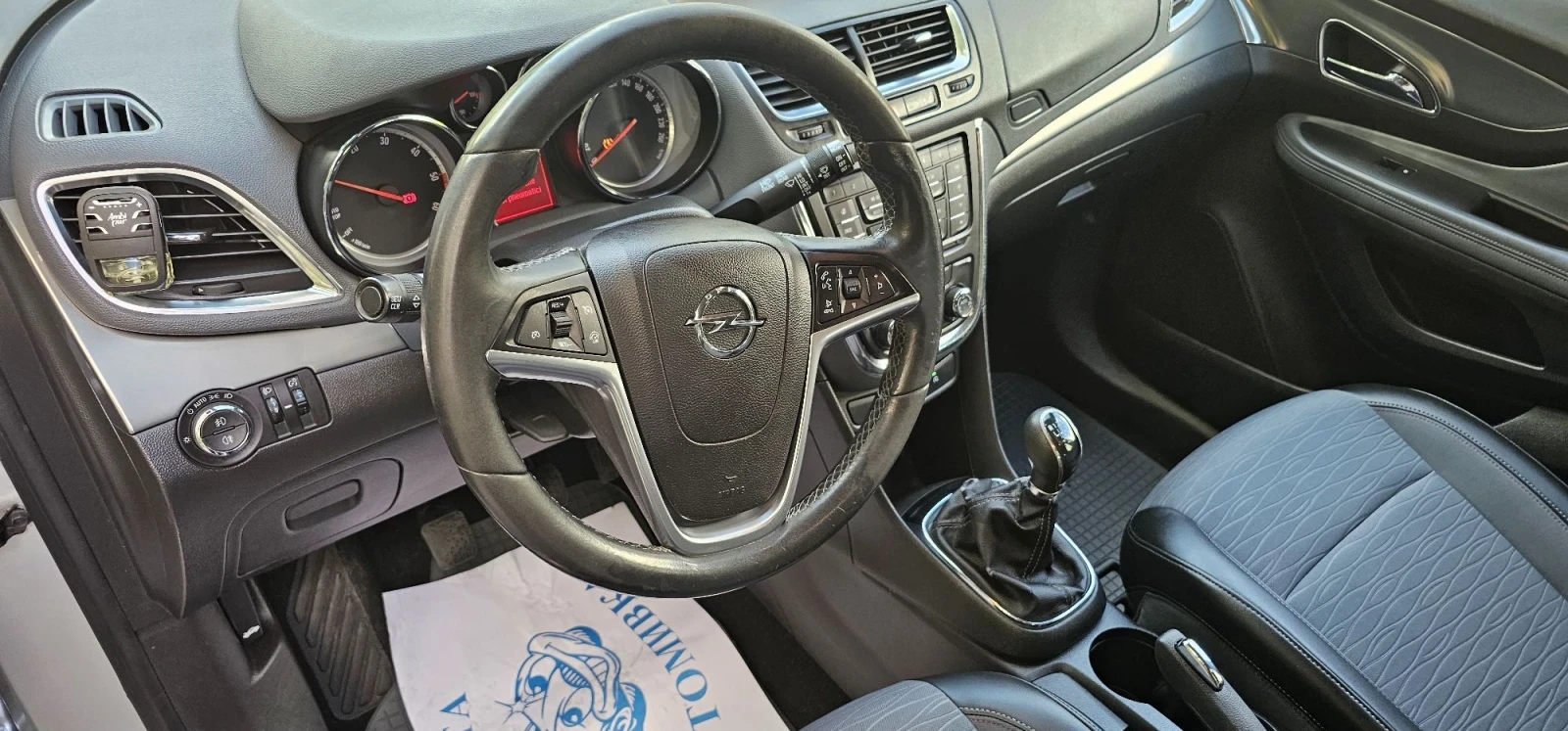 Opel Mokka 1.6CDTI, снимка 8 - Автомобили и джипове - 56181154
