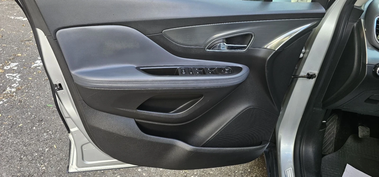 Opel Mokka 1.6CDTI, снимка 9 - Автомобили и джипове - 56181154