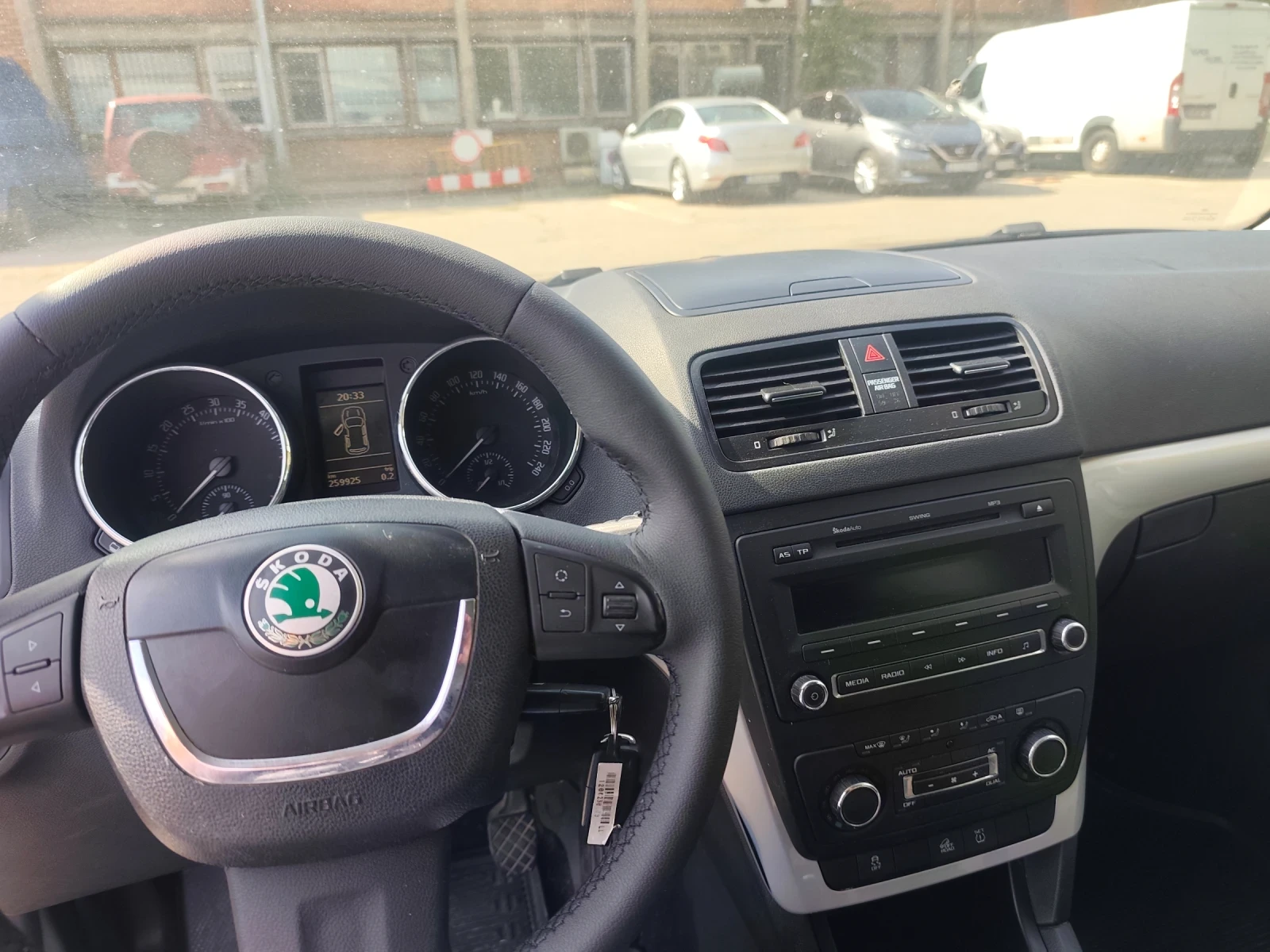 Skoda Yeti 2.0 tdi 4x4 | Mobile.bg � ����������� 8