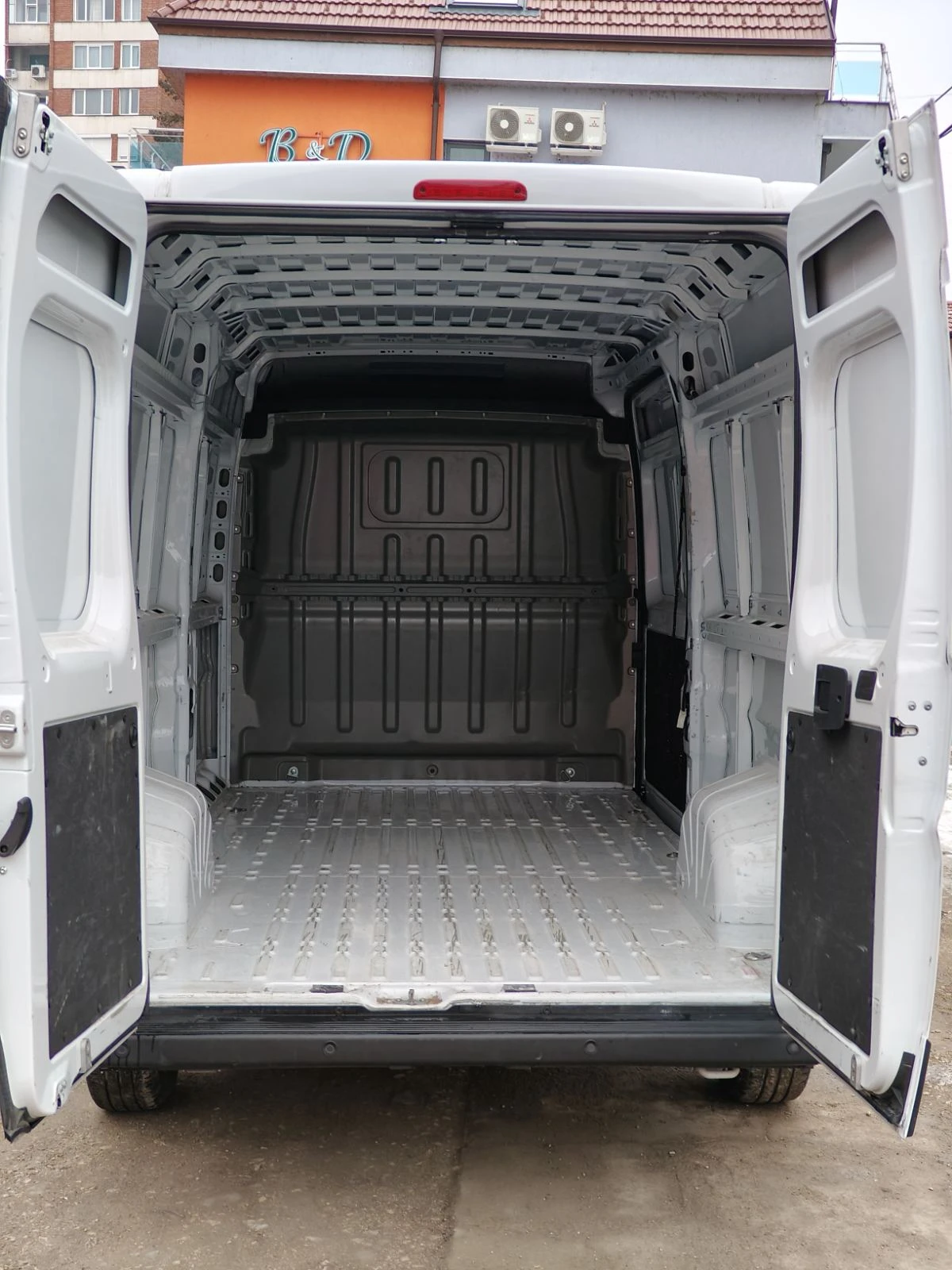 Citroen Jumper 2.2 HDI - изображение 4