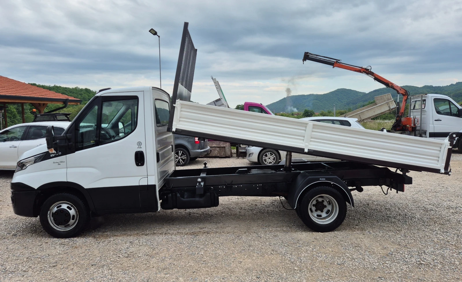 Iveco Daily 35c17* САМОСВАЛ* ШВЕЙЦАРИЯ* , снимка 6 - Бусове и автобуси - 54626893