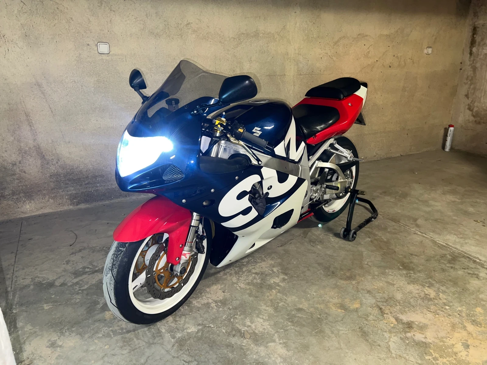 Suzuki Gsxr 750 | Mobile.bg   1
