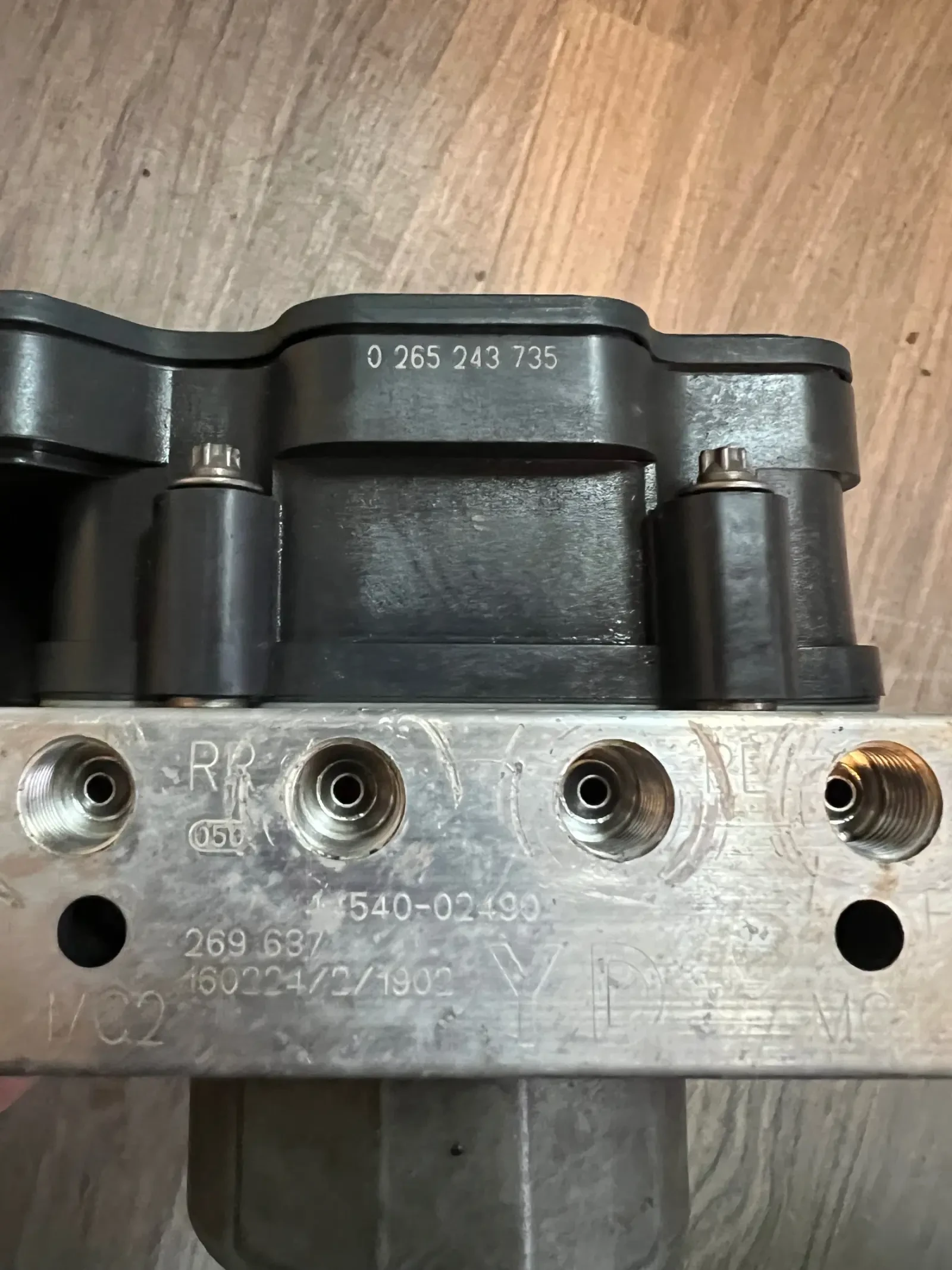 44540-02490 ABS ����� TOYOTA COROLLA 2016  0265243735 0 265 243 735 | Mobile.bg � ����������� 2