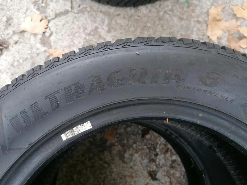 Гуми Зимни 225/55R16, снимка 3 - Гуми и джанти - 38476276