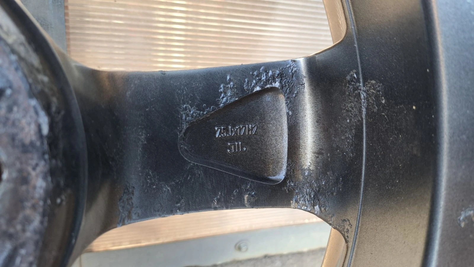    215/45R17 | Mobile.bg   9