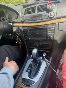 Mercedes-Benz E 320 E320, снимка 8