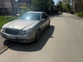 Mercedes-Benz E 320 E320, снимка 1