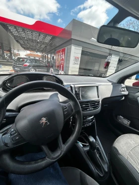 Peugeot 208, снимка 6