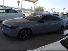Honda Accord * HYBRID* SPORT* ПАНО* KEYLESS* Camera* ПОДГРЕВ* , снимка 4