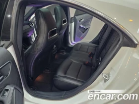 Mercedes-Benz CLA 200, снимка 17