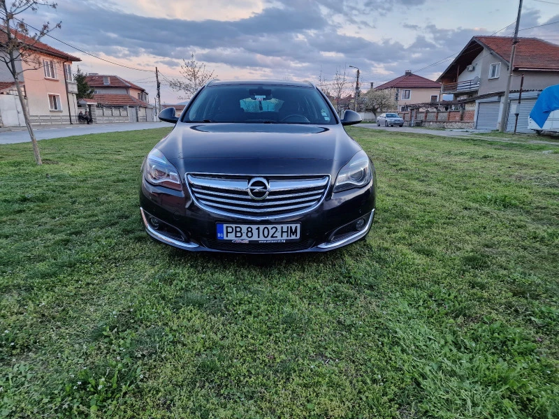 Opel Insignia, снимка 1 - Автомобили и джипове - 47455881