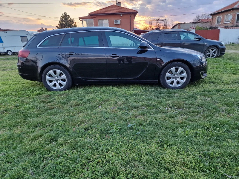 Opel Insignia, снимка 3 - Автомобили и джипове - 47455881