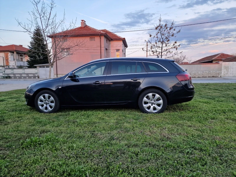 Opel Insignia, снимка 2 - Автомобили и джипове - 47455881