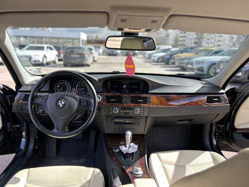 BMW 330, снимка 11 - Автомобили и джипове - 46246017