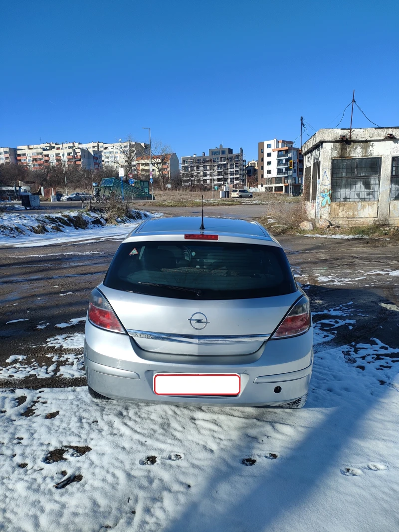 Opel Astra h, снимка 4 - Автомобили и джипове - 48990392