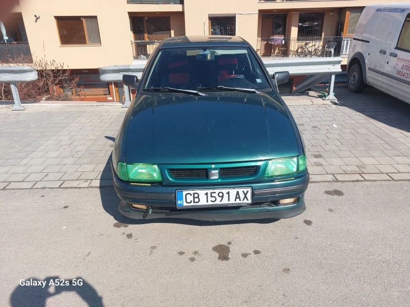 Seat Ibiza, снимка 1 - Автомобили и джипове - 49407914