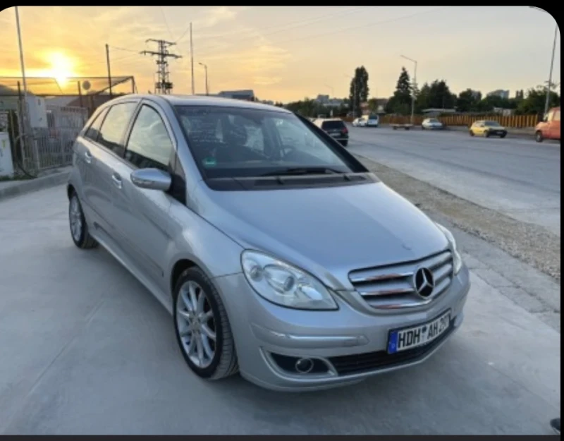 Mercedes-Benz B 200, снимка 13 - Автомобили и джипове - 49416514