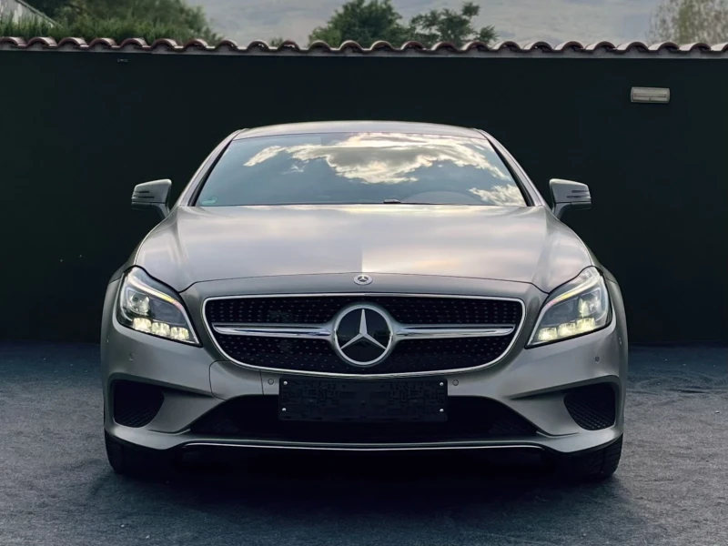 Mercedes-Benz CLS 350 AMG 4 Matic LED MULTIBEAM Дистроник Масаж ЛИЗИНГ, снимка 2 - Автомобили и джипове - 52483810