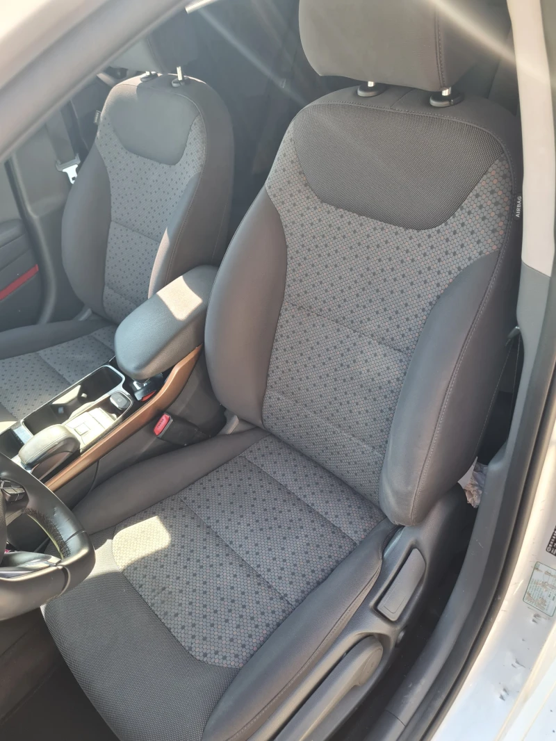 Hyundai Ioniq EV, снимка 8 - Автомобили и джипове - 51892272