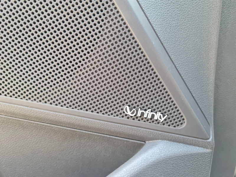 Hyundai Ioniq EV, снимка 15 - Автомобили и джипове - 51892272