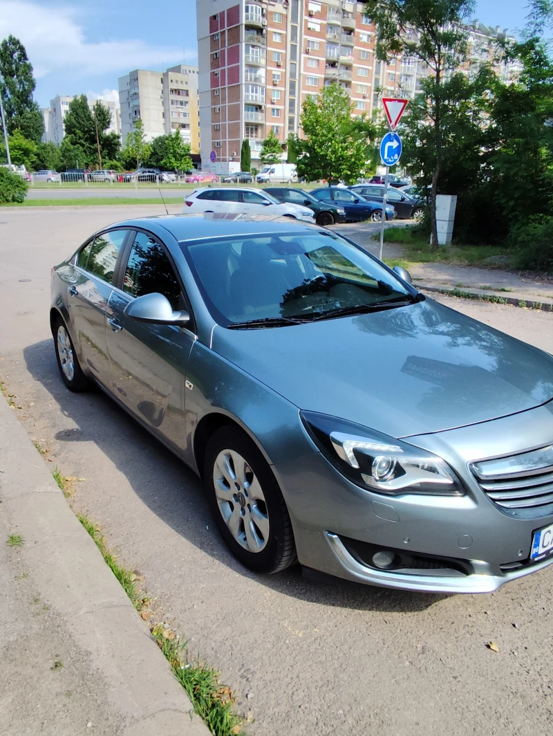 Opel Insignia 1.6 TURBO 170 к.с. Евро 5B, снимка 7 - Автомобили и джипове - 51940616