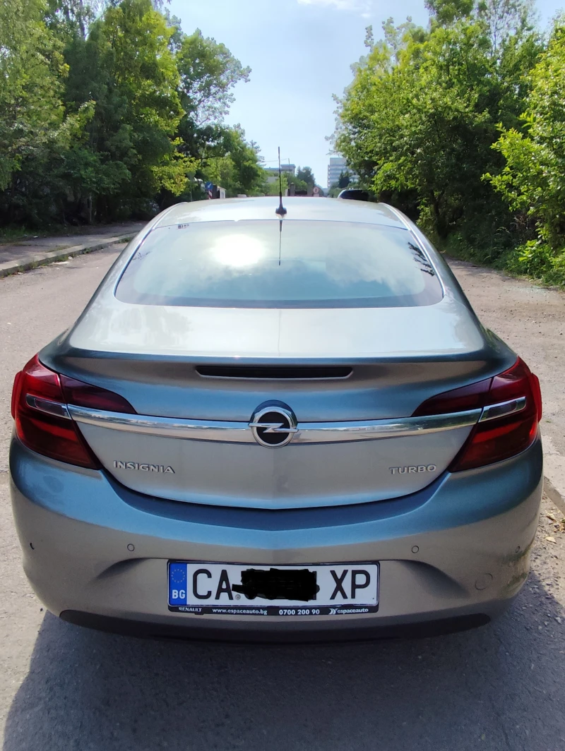 Opel Insignia 1.6 TURBO 170 к.с. Евро 5B, снимка 16 - Автомобили и джипове - 51940616