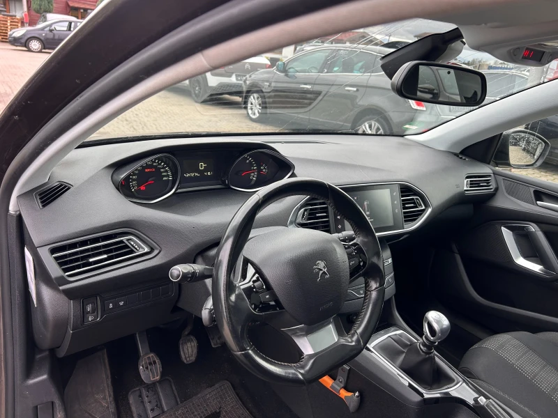 Peugeot 308 1.6HDI NAVI/KAMERA/PANORAMA EURO 6, снимка 12 - Автомобили и джипове - 52365266
