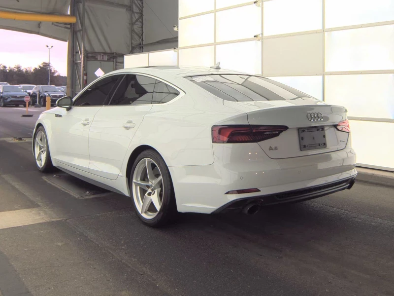 Audi A5 * SPORTBACK* PREMIUUIM PLUS* DIGITAL* MEMORY* , снимка 4 - Автомобили и джипове - 52565923