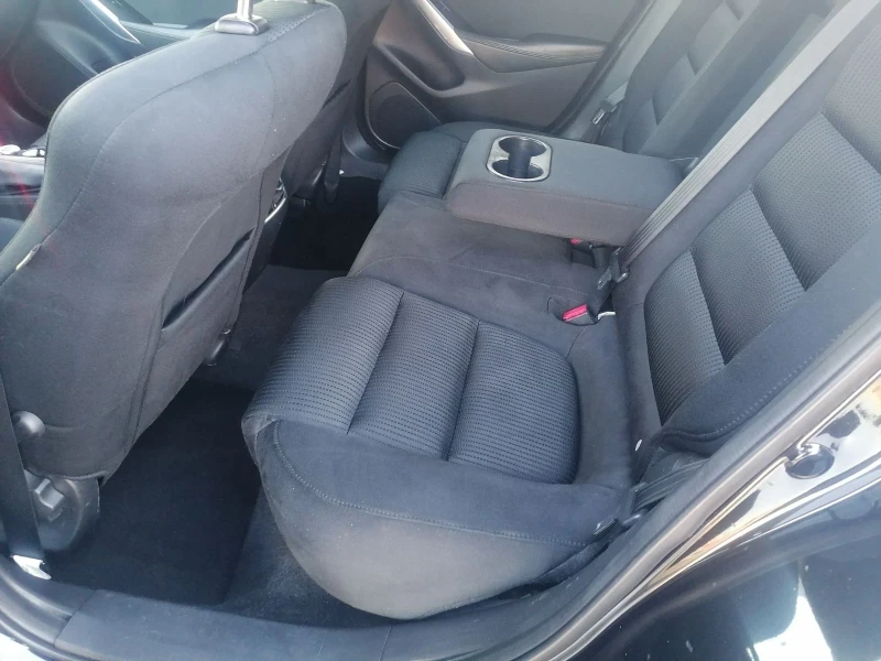 Mazda 6 2.0i Skyactiv, снимка 10 - Автомобили и джипове - 52642207