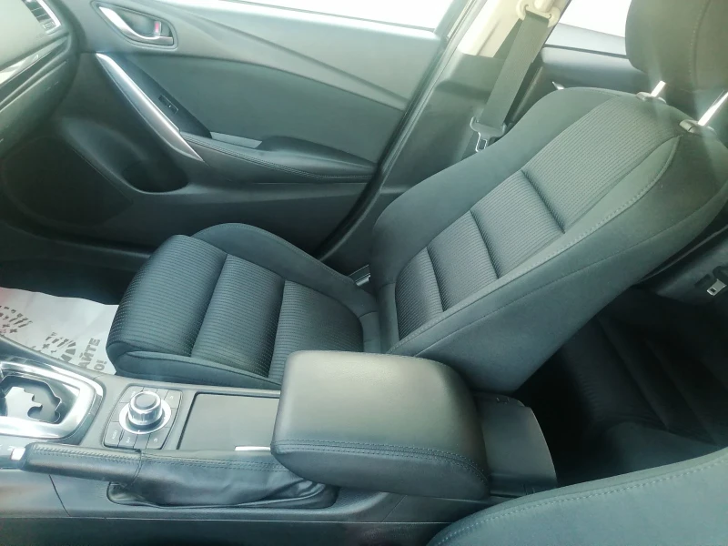 Mazda 6 2.0i Skyactiv, снимка 12 - Автомобили и джипове - 52642207