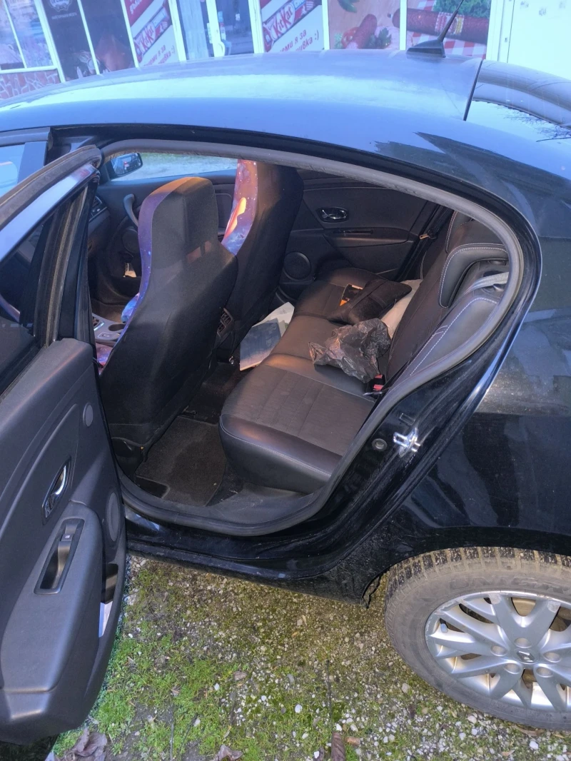 Renault Fluence, снимка 8 - Автомобили и джипове - 53011802