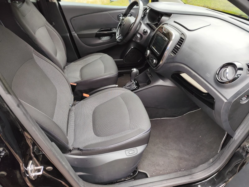 Renault Captur 1.2i.AVTOMAT., снимка 9 - Автомобили и джипове - 53024511