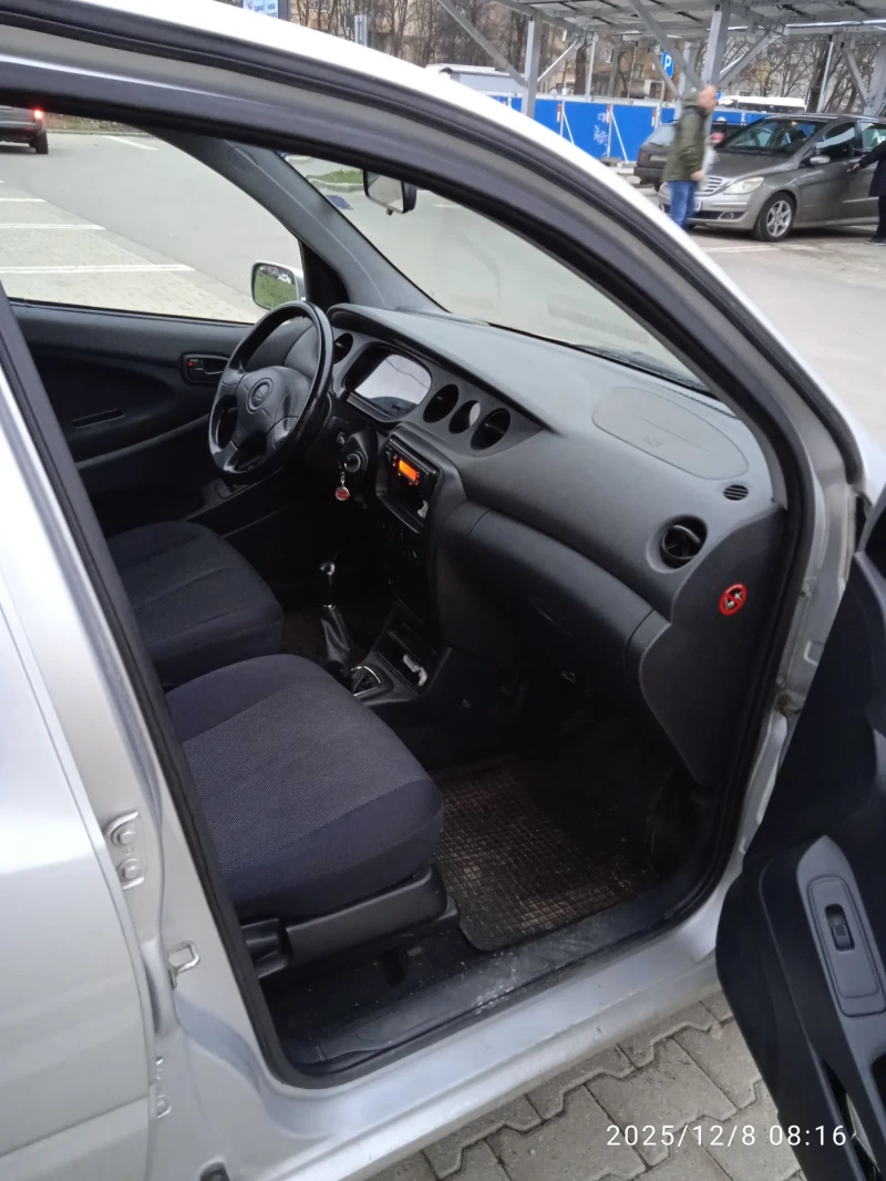 Daihatsu Yrv 4х4, верига, снимка 2 - Автомобили и джипове - 53102080