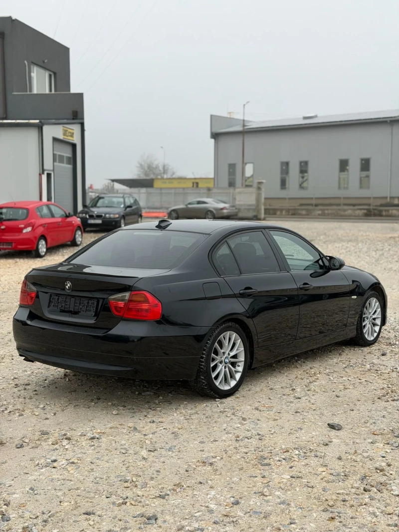 BMW 320 Навигация Рекаро Кожа Подгрев Фул, снимка 5 - Автомобили и джипове - 53238608