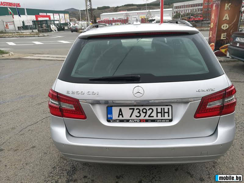 Mercedes-Benz E 250, снимка 2 - Автомобили и джипове - 45951473