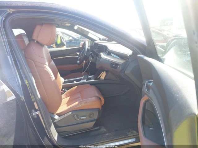 Audi E-Tron PREMIUM PLUS / QUATTRO / BANG&OLUFSEN, снимка 7 - Автомобили и джипове - 53154957