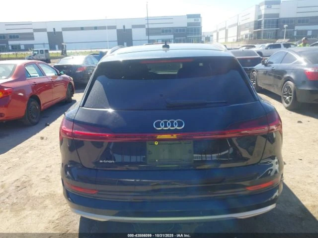 Audi E-Tron PREMIUM PLUS / QUATTRO / BANG&OLUFSEN, снимка 5 - Автомобили и джипове - 53154957