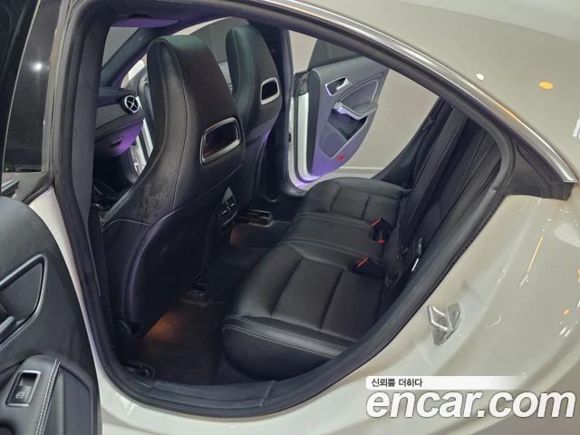 Mercedes-Benz CLA 200, снимка 17 - Автомобили и джипове - 56077689