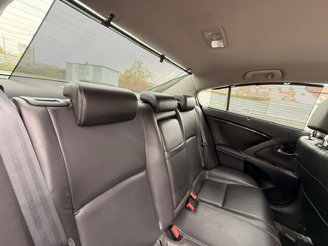 Toyota Avensis | Mobile.bg � ����������� 10