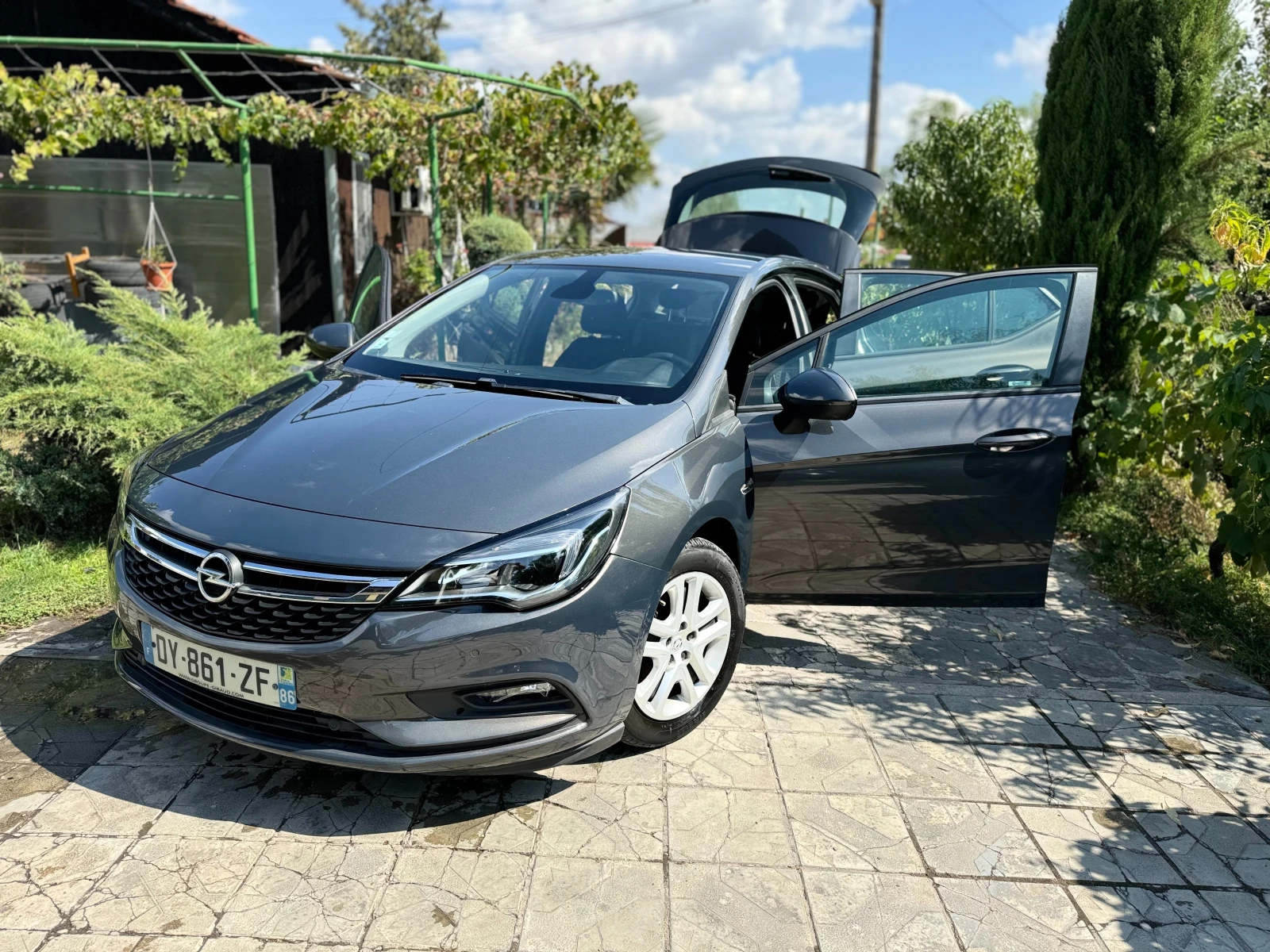 Opel Astra К 1.6CTDi Hatchback - изображение 10