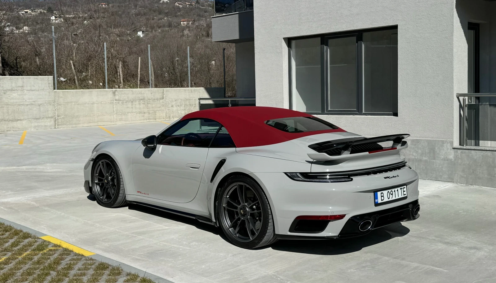 Porsche 911 992.1 Turbo S cabrio - изображение 2
